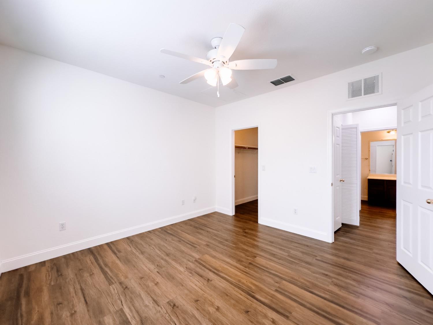 3010 Sierra View Circle 1