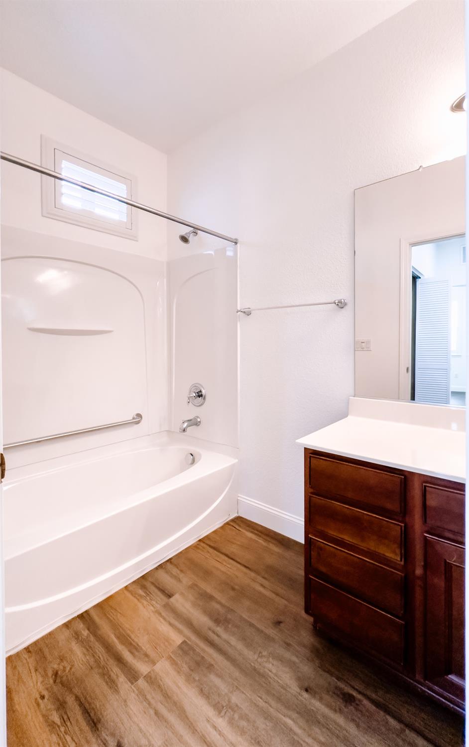 3010 Sierra View Circle 1