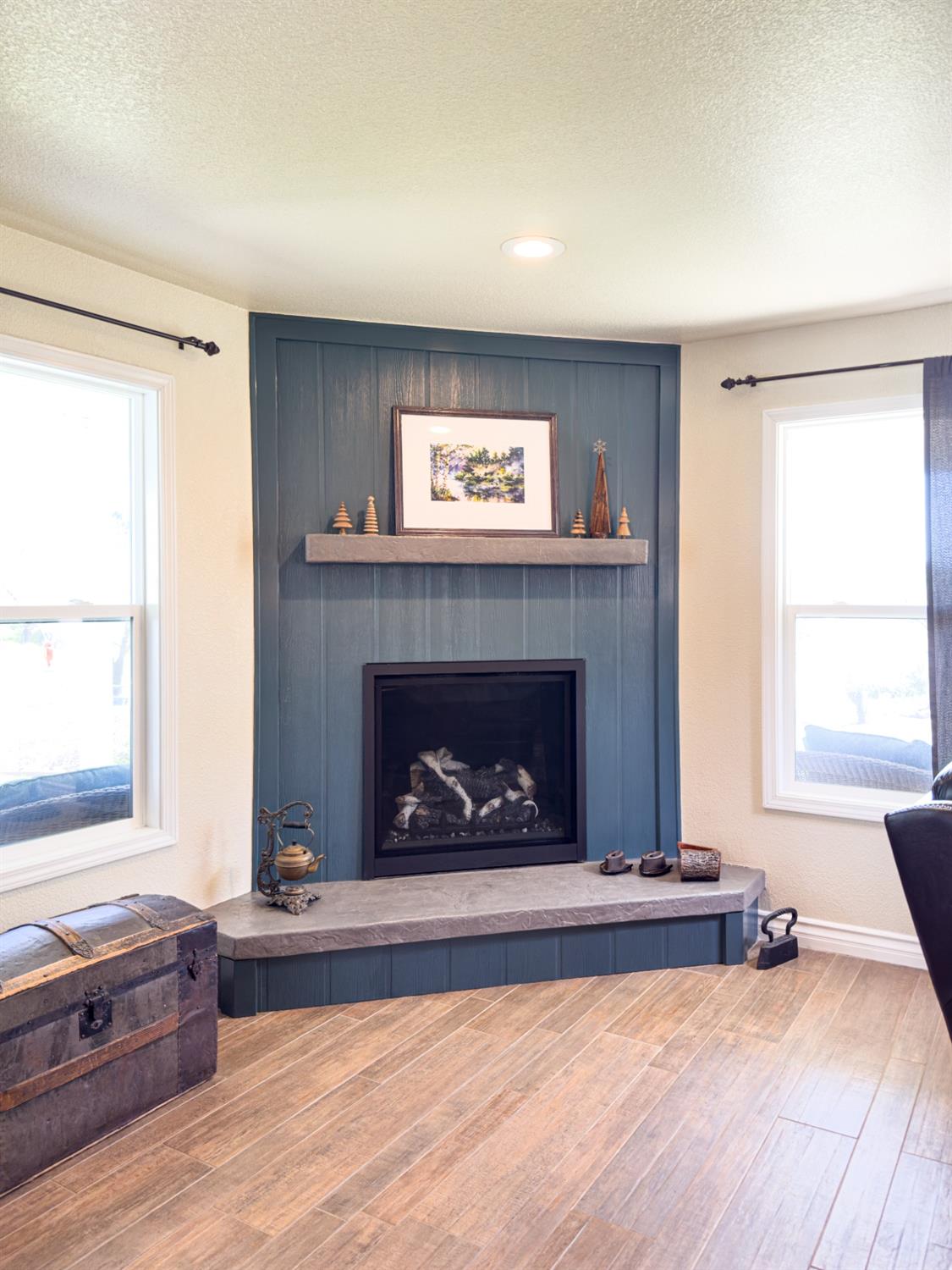 2880 Candlelite Drive