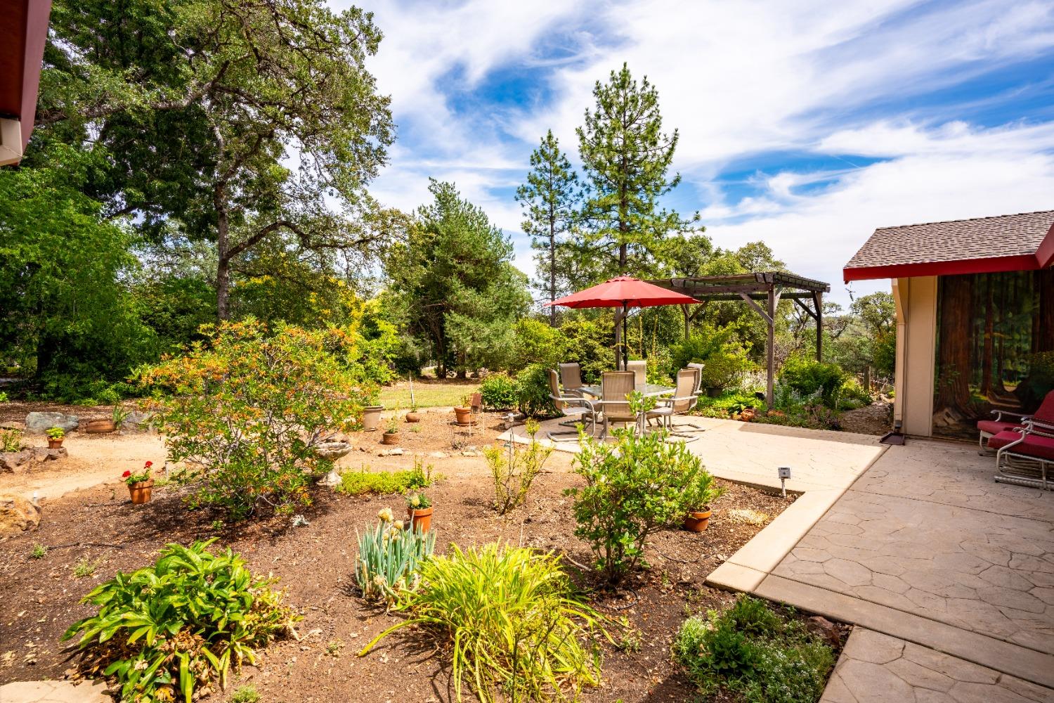 4080 Louis Court