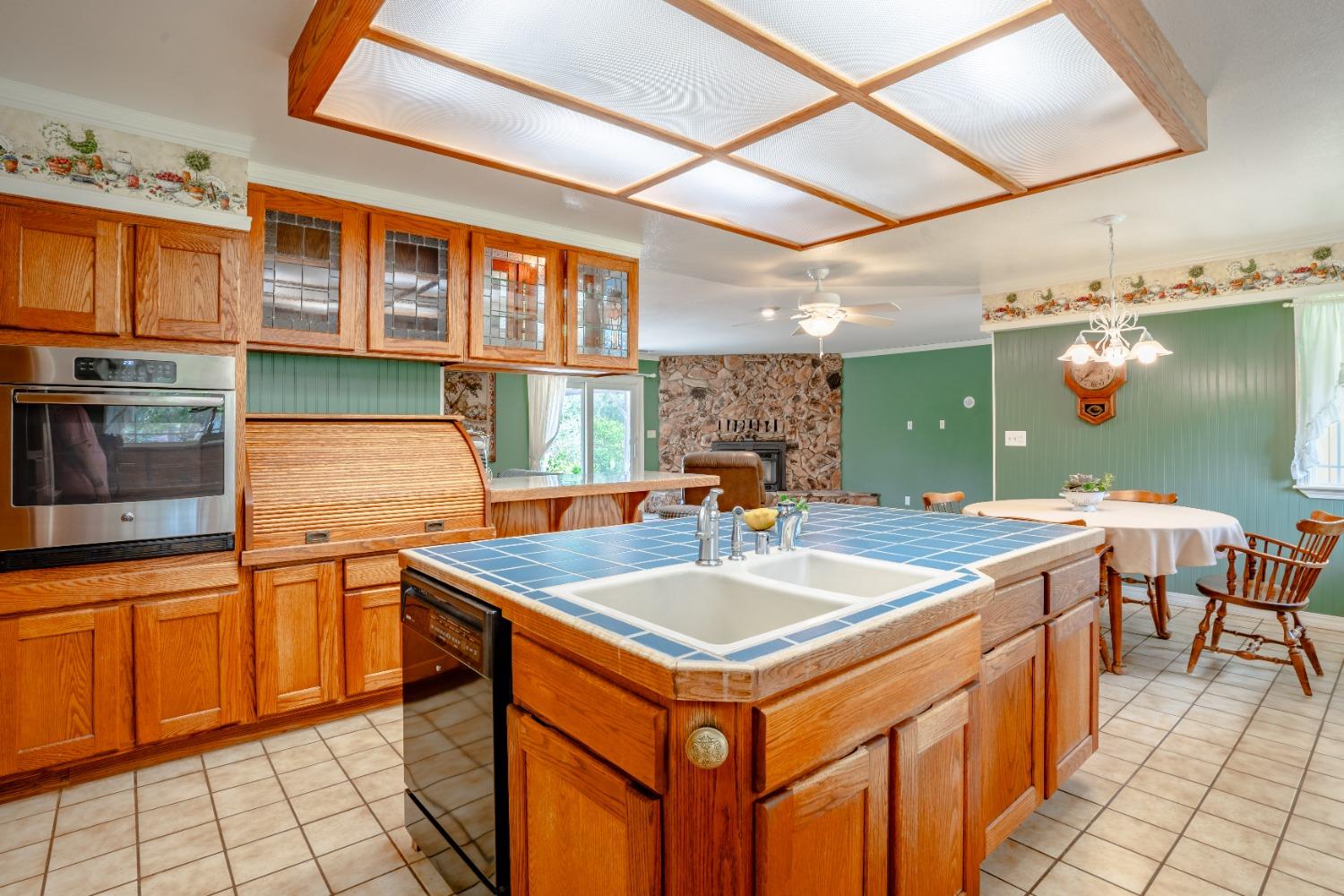 4080 Louis Court