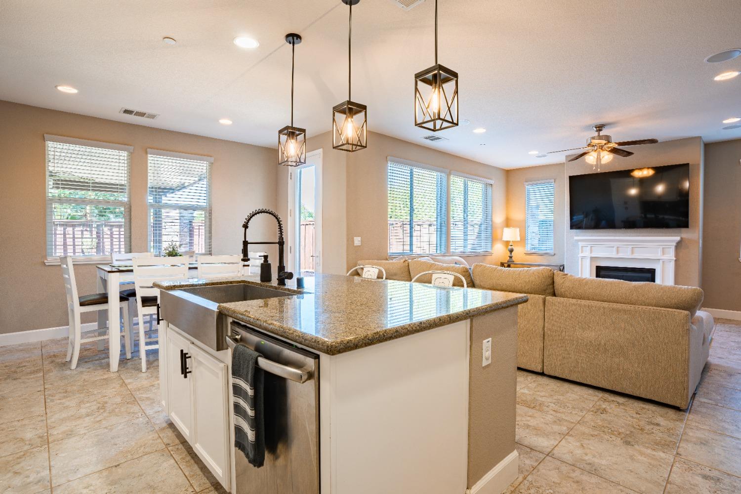 2113 Collet Court