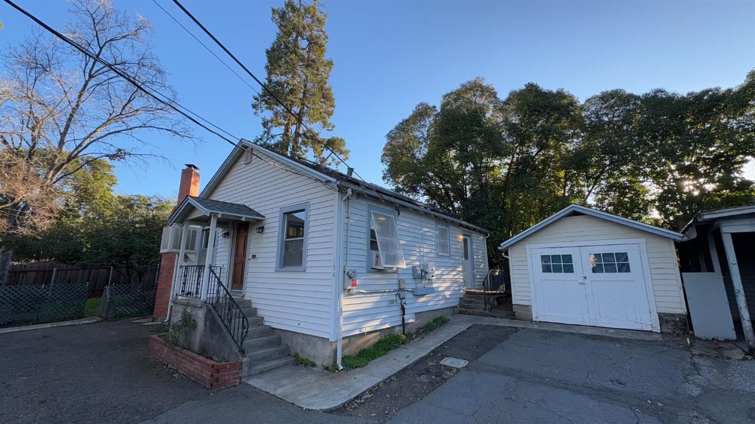 154 Agard Street