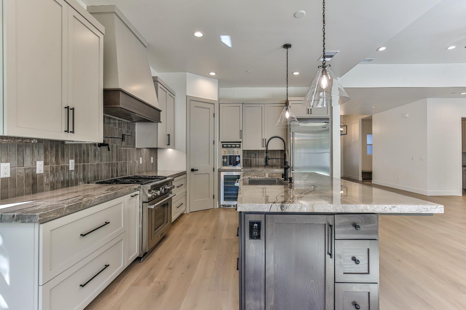 7607 Northland Drive