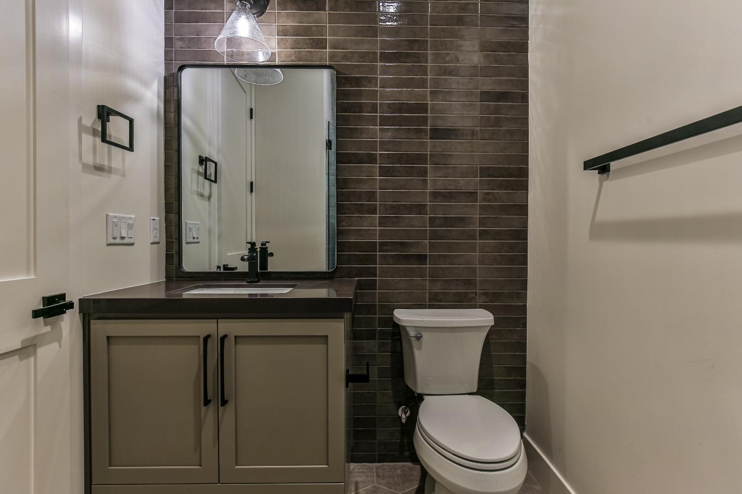 7607 Northland Drive