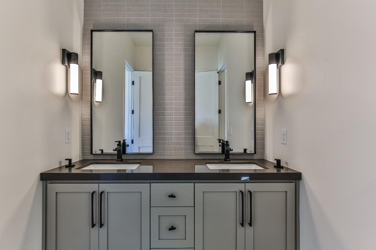 7607 Northland Drive