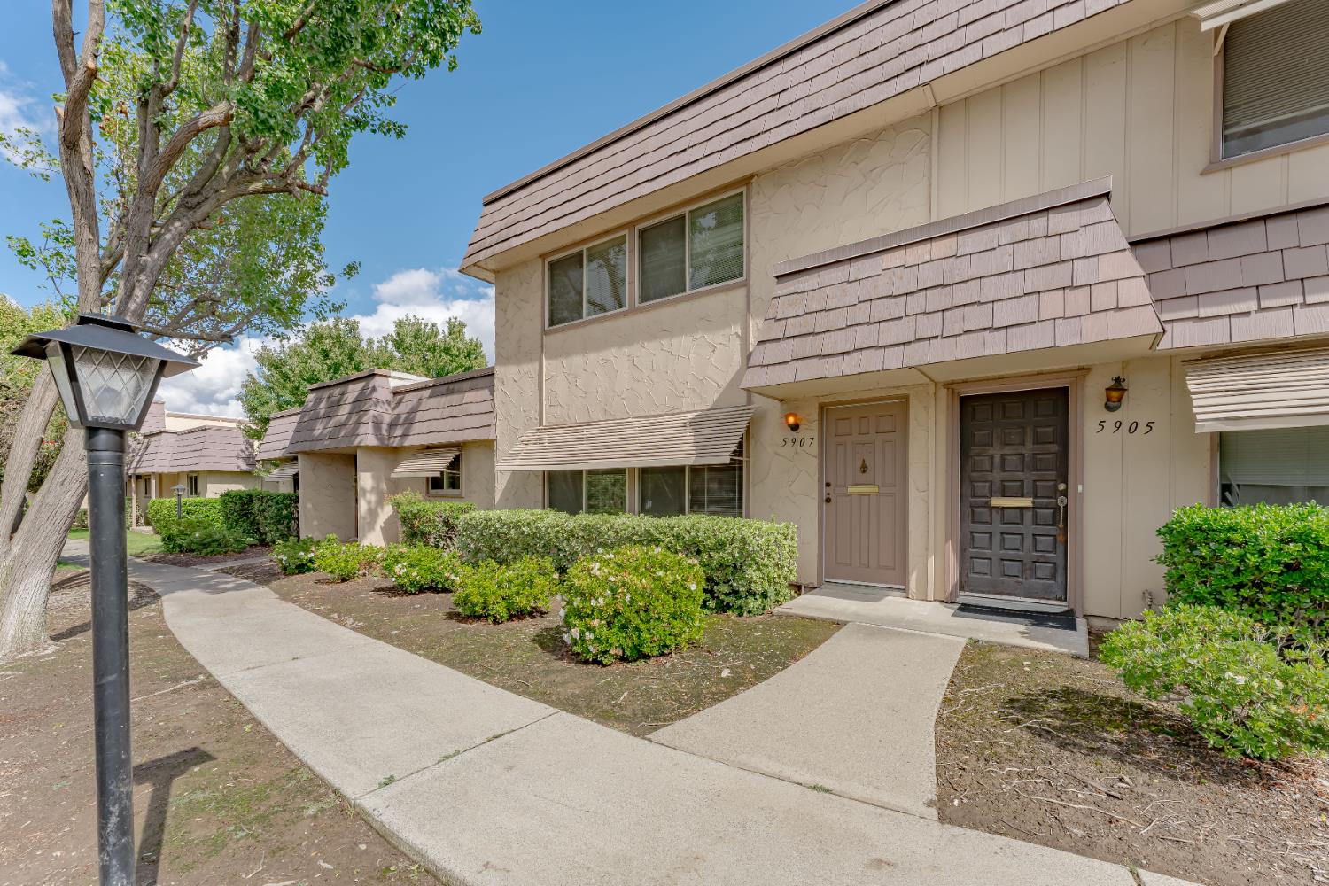 5907 Casa Alegre
