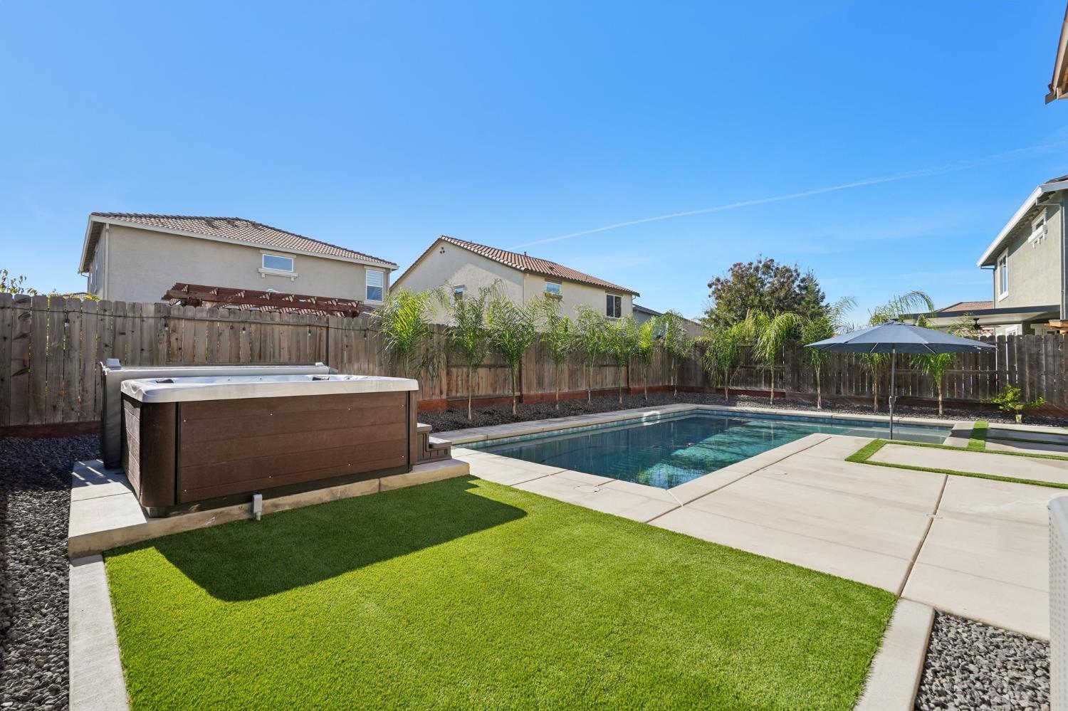 5121 Glenwood Springs Way