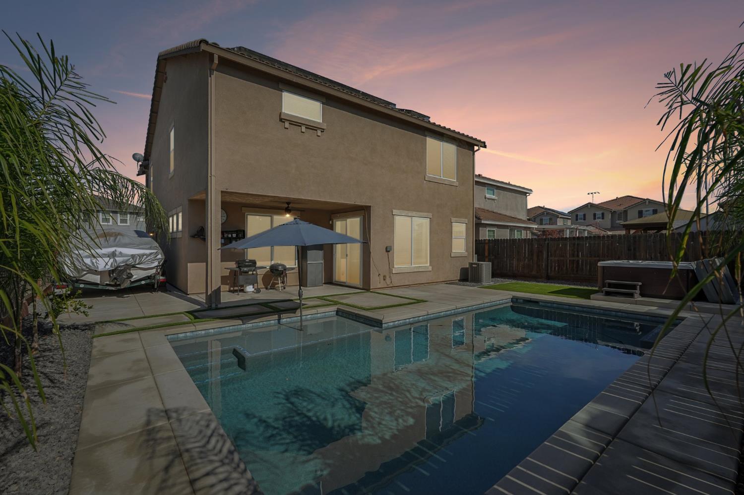 5121 Glenwood Springs Way