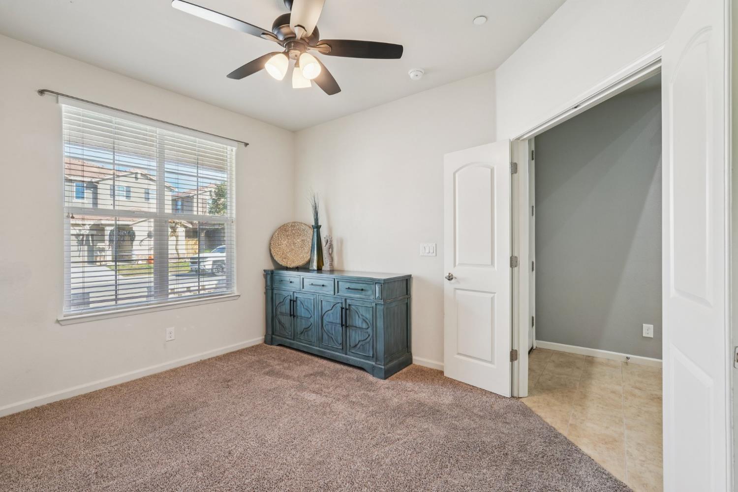 5121 Glenwood Springs Way