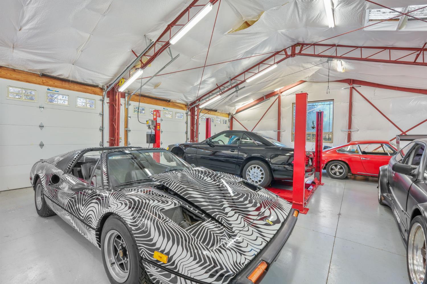 17833 Country Circle