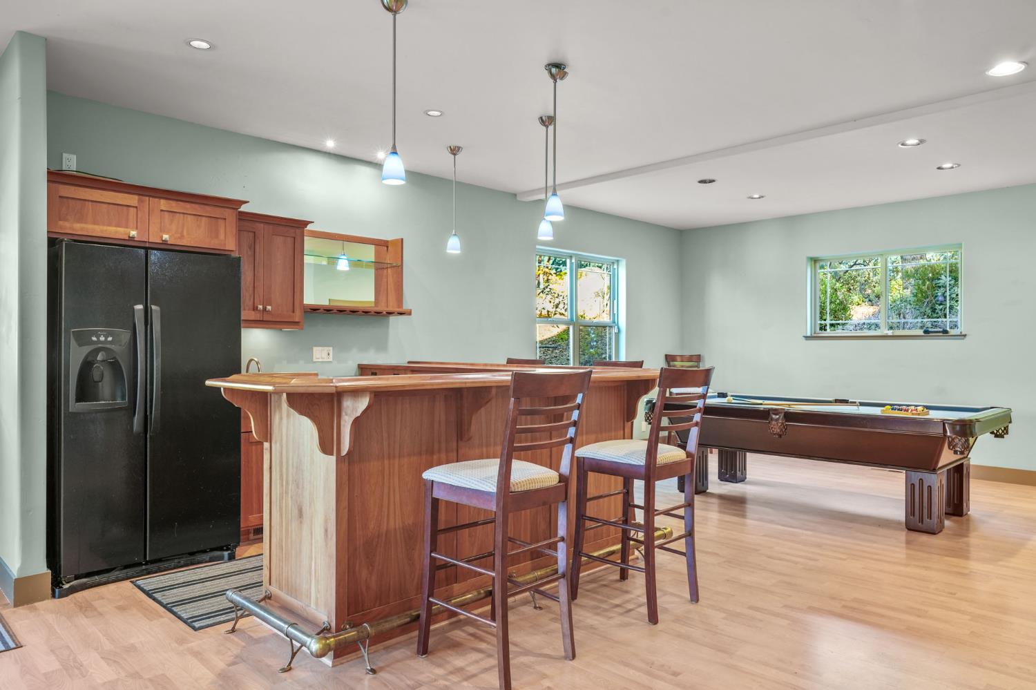 17833 Country Circle