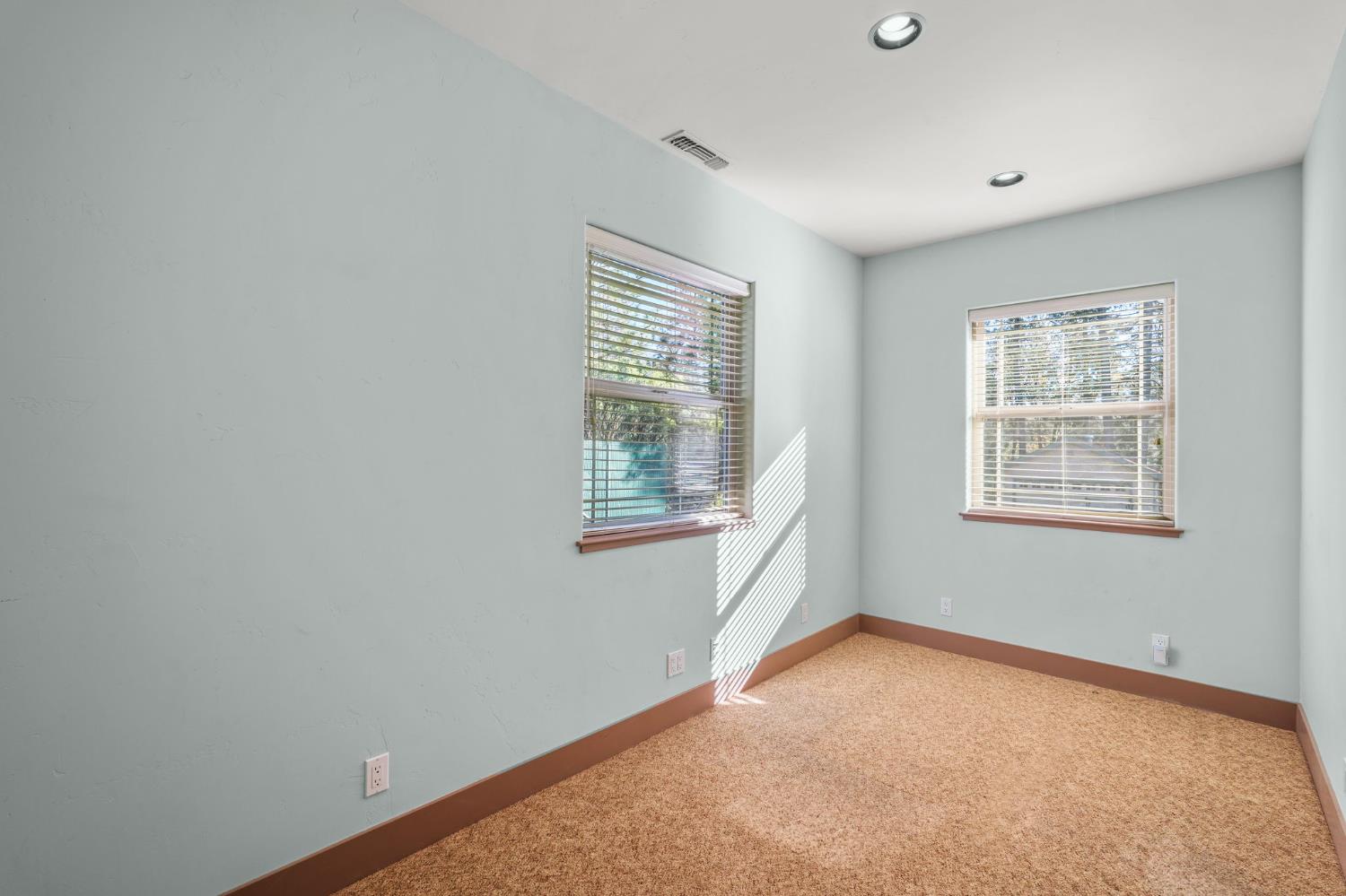 17833 Country Circle