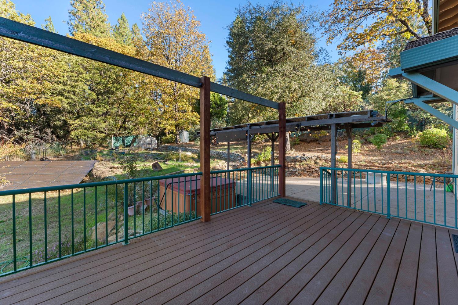 17833 Country Circle