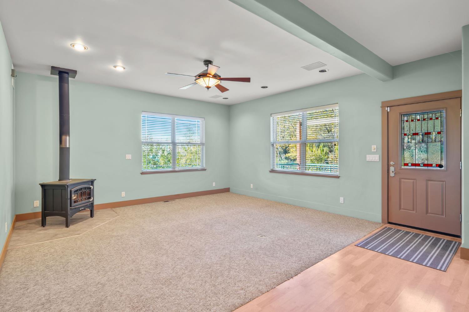 17833 Country Circle