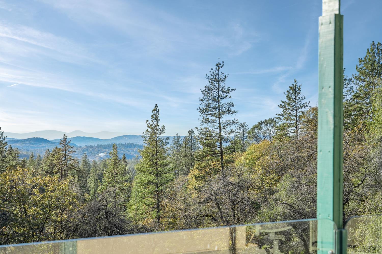 17833 Country Circle