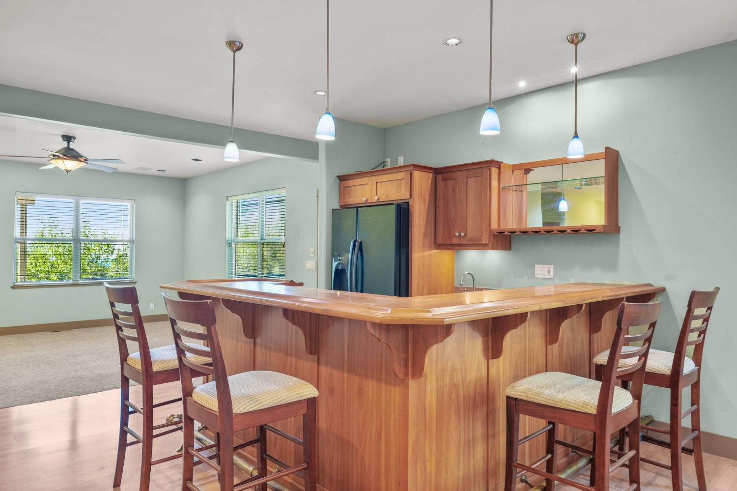 17833 Country Circle