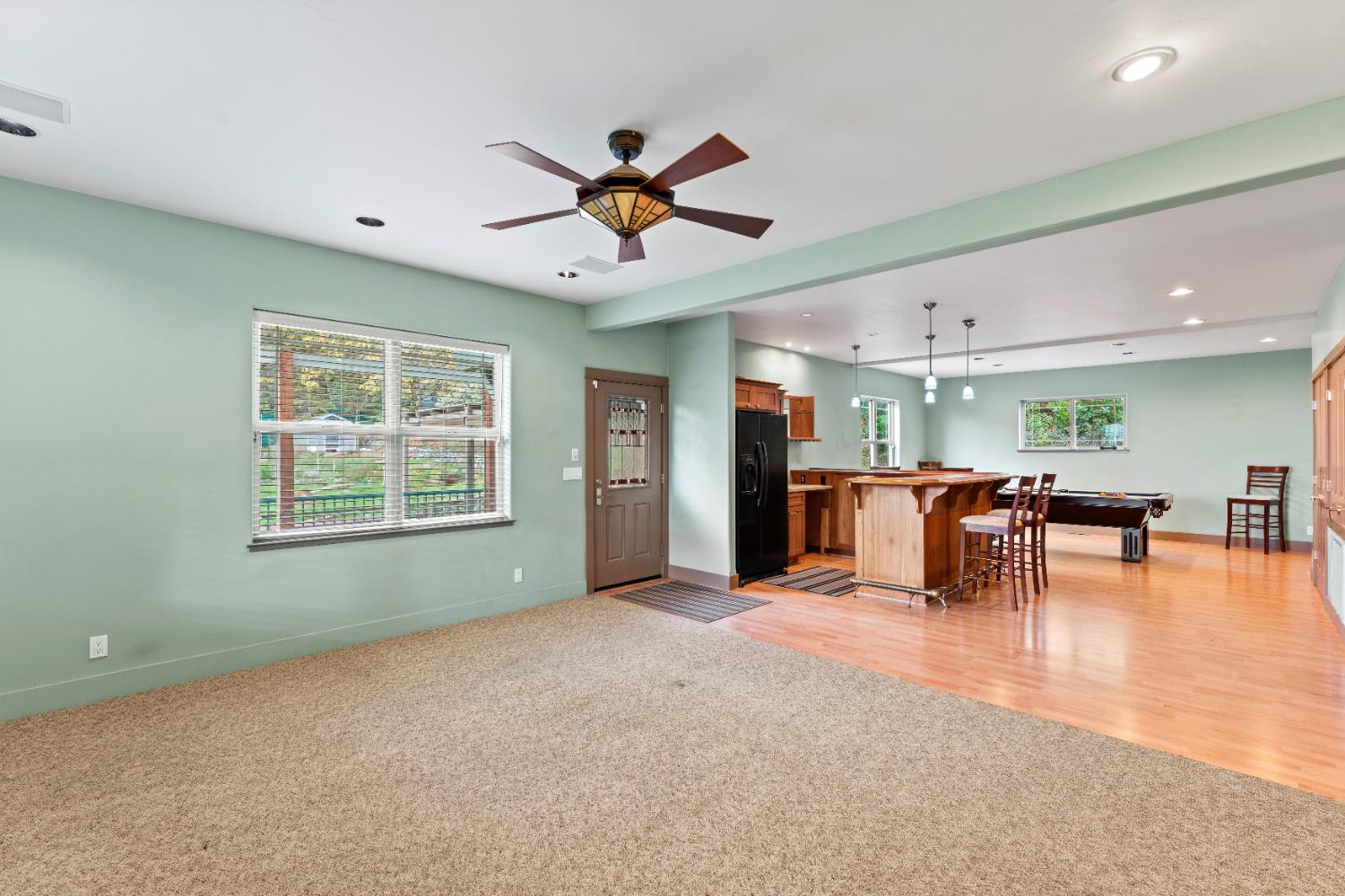 17833 Country Circle