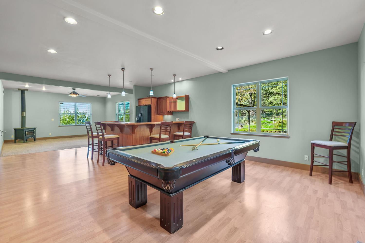 17833 Country Circle