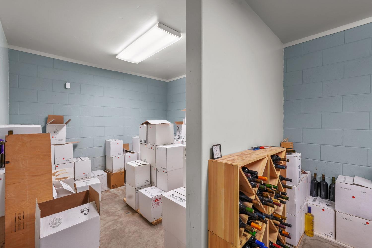 17833 Country Circle