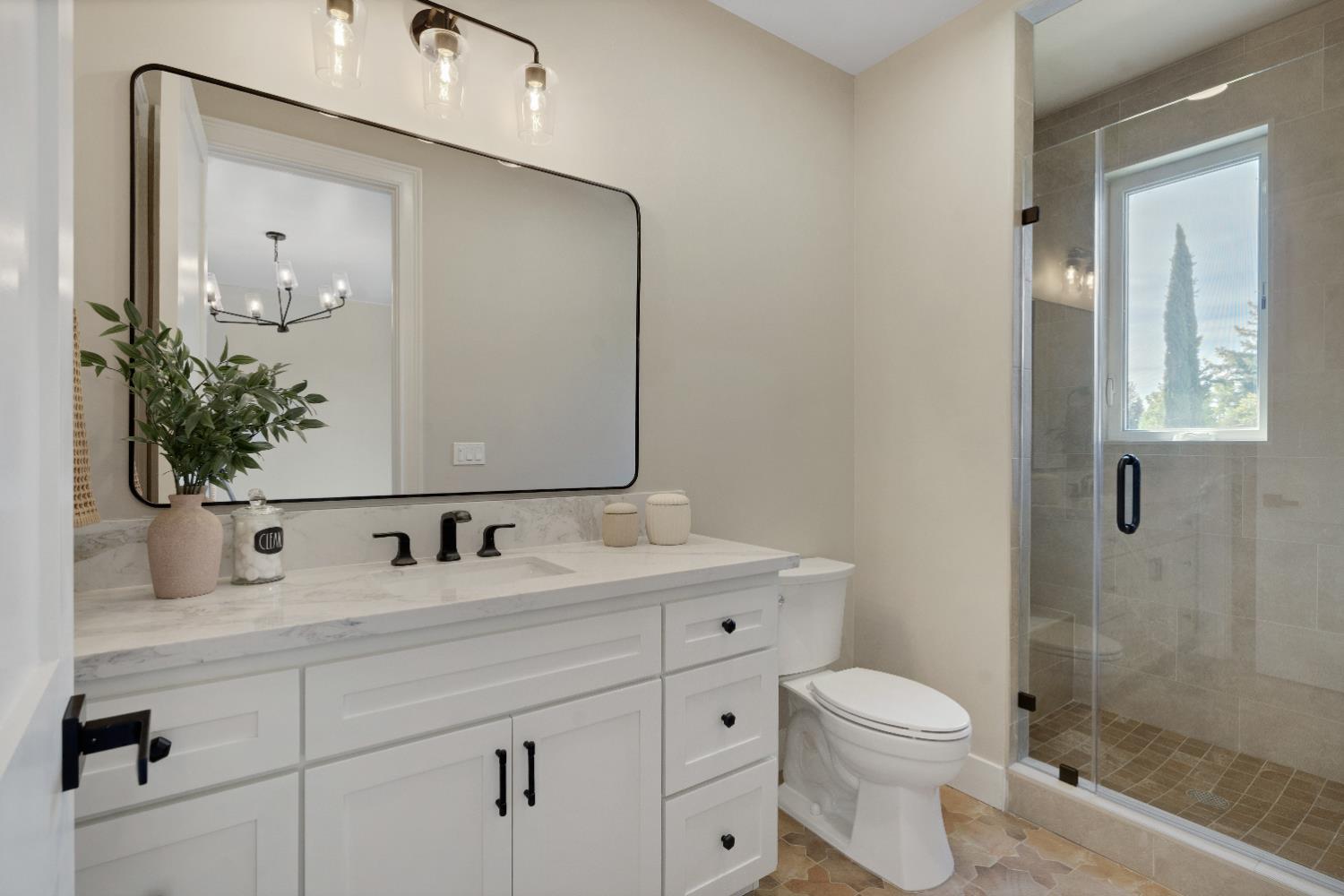 104 Southlite Circle