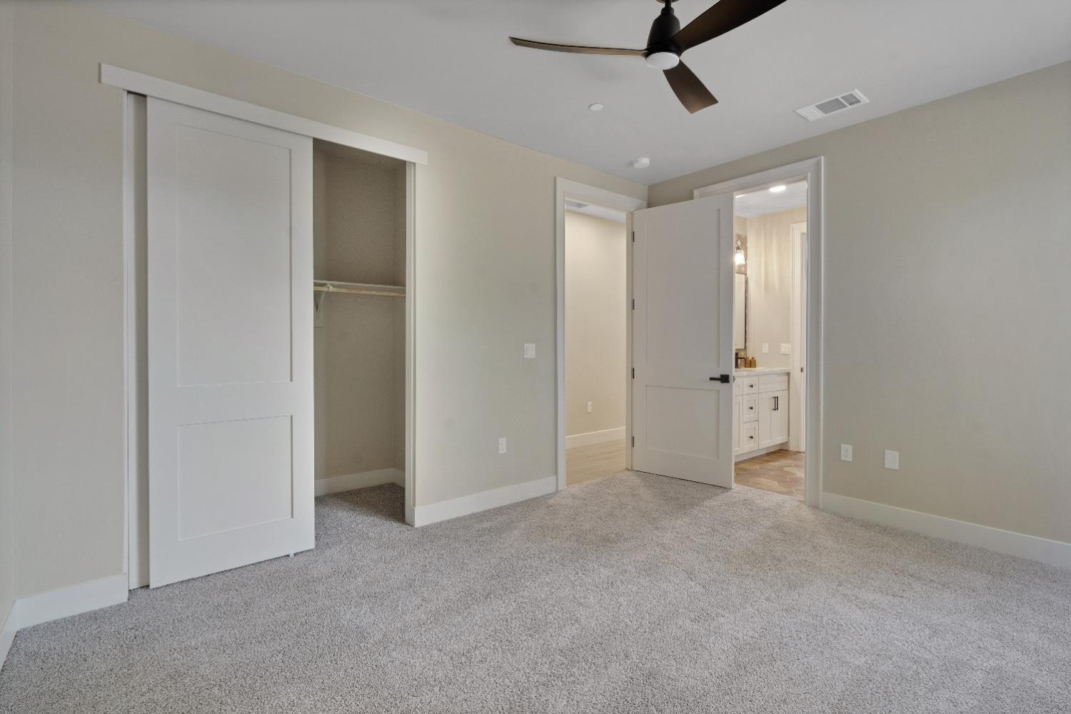 104 Southlite Circle