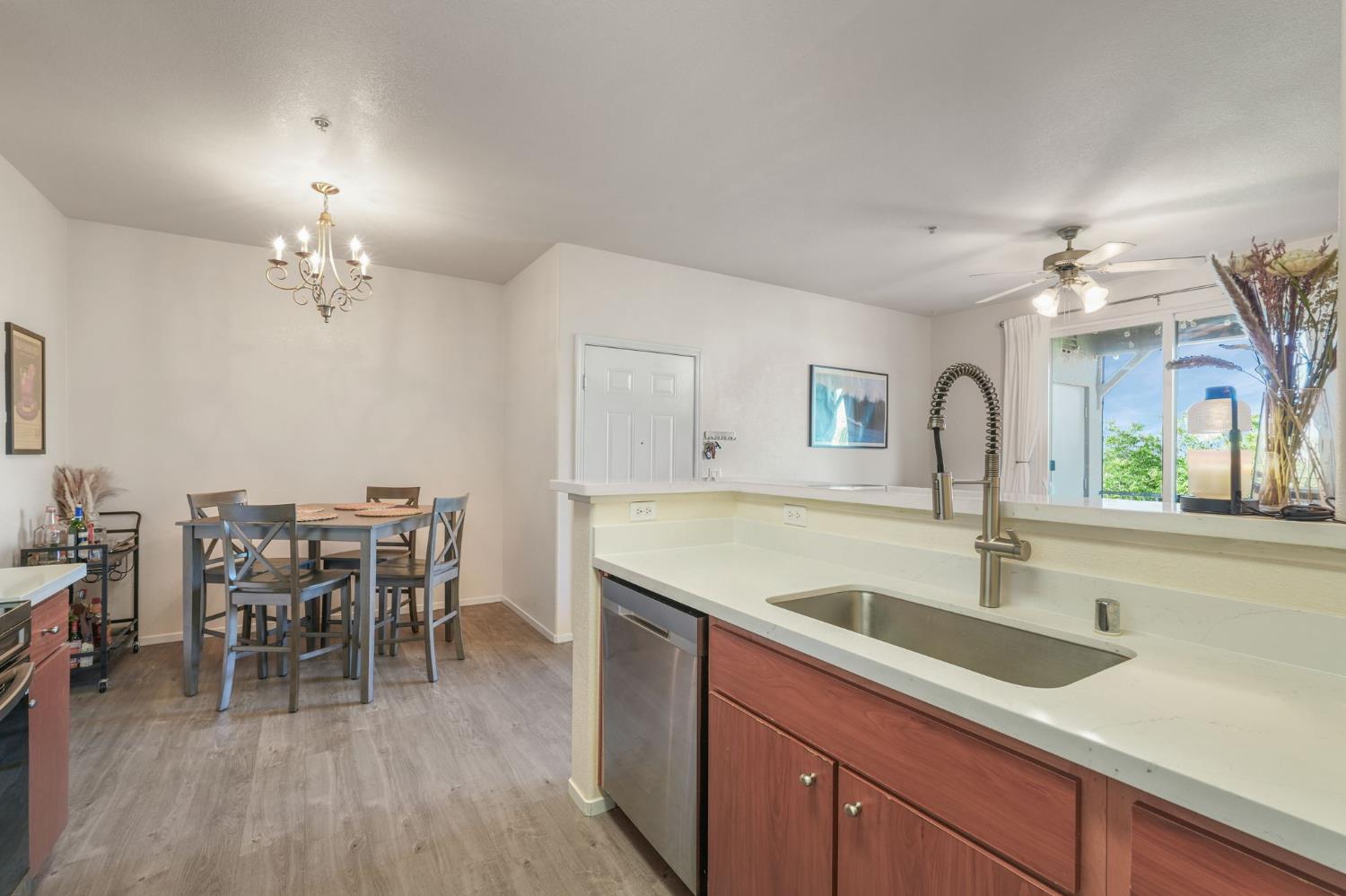 1181 Whitney Ranch Parkway 724