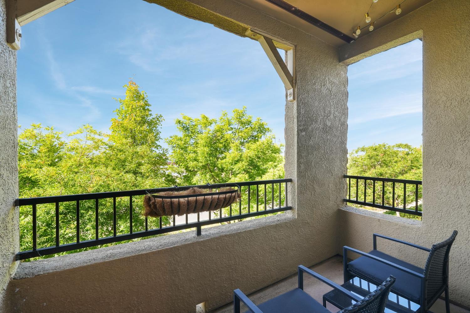 1181 Whitney Ranch Parkway 724
