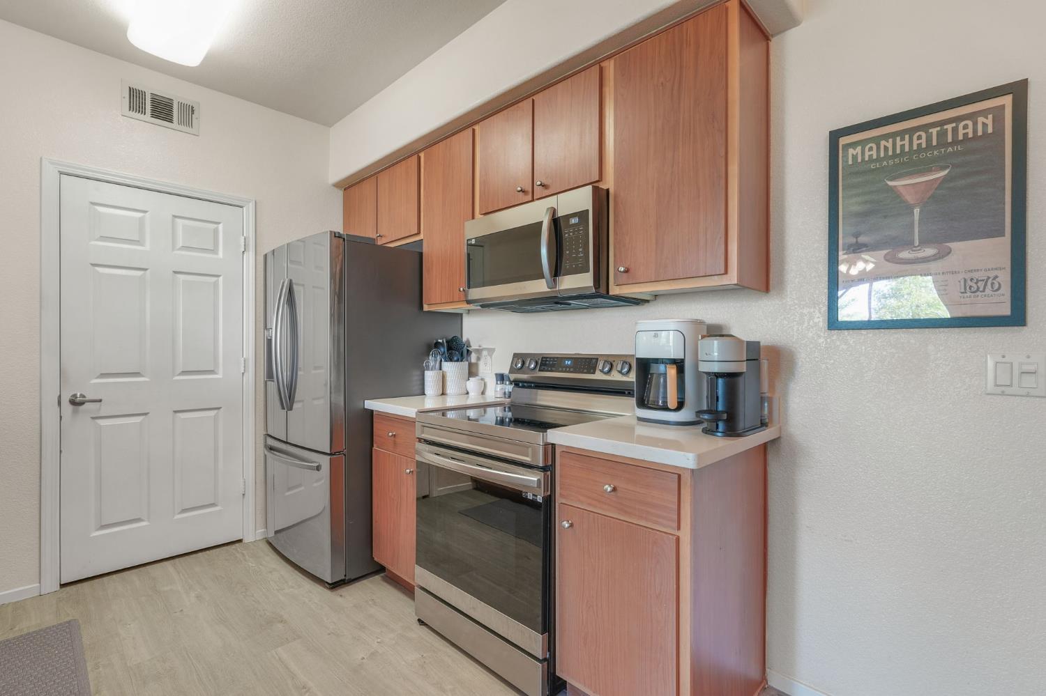1181 Whitney Ranch Parkway 724