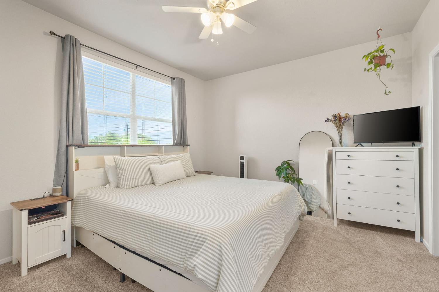 1181 Whitney Ranch Parkway 724