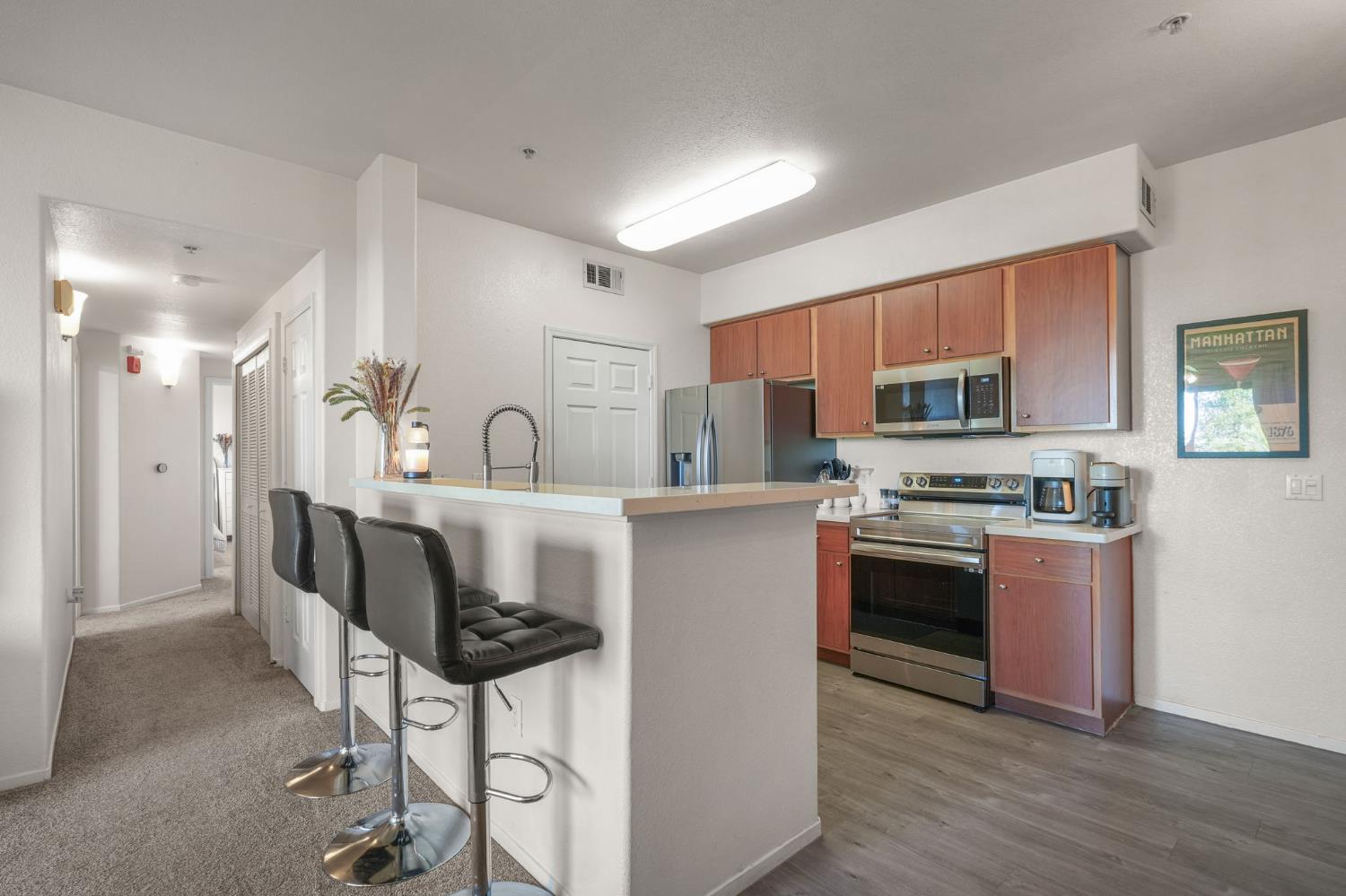 1181 Whitney Ranch Parkway 724
