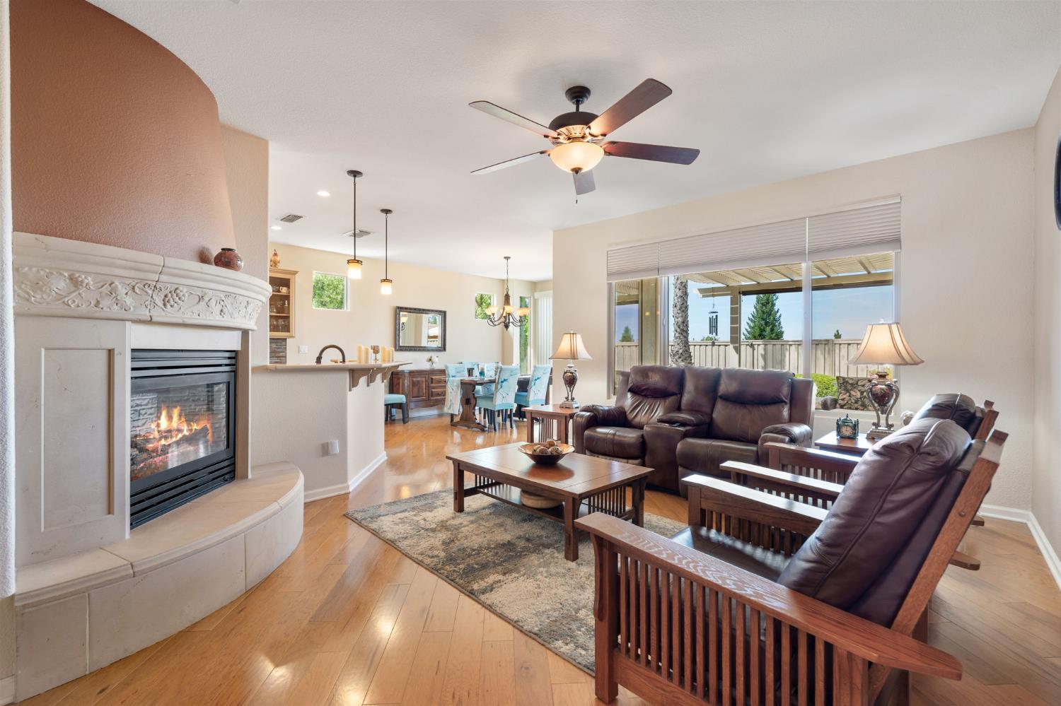 2060 Laurelhurst Lane