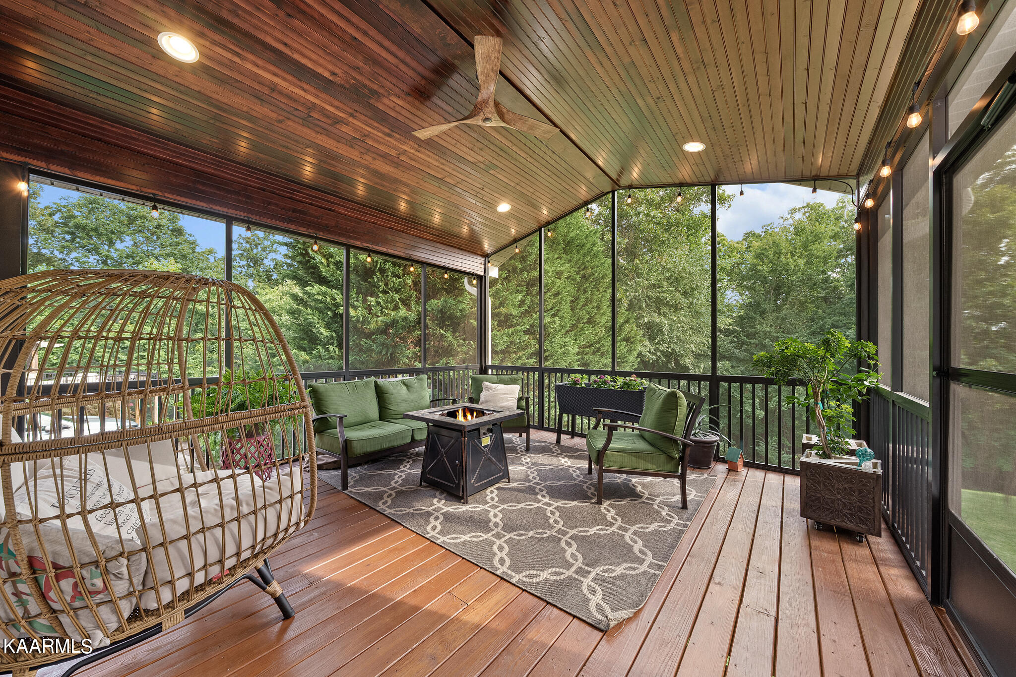 3016 Reflection Bay Drive