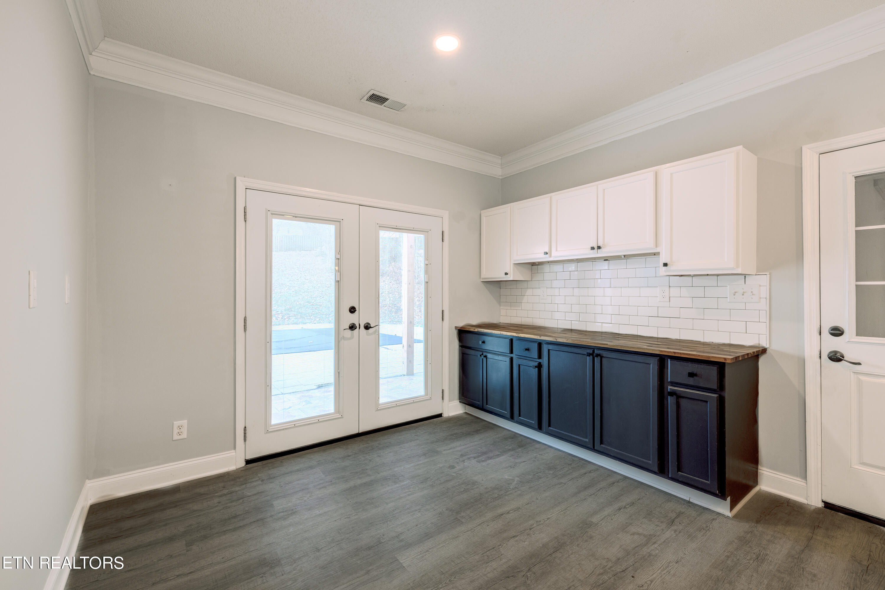7538 Willow Spring Drive