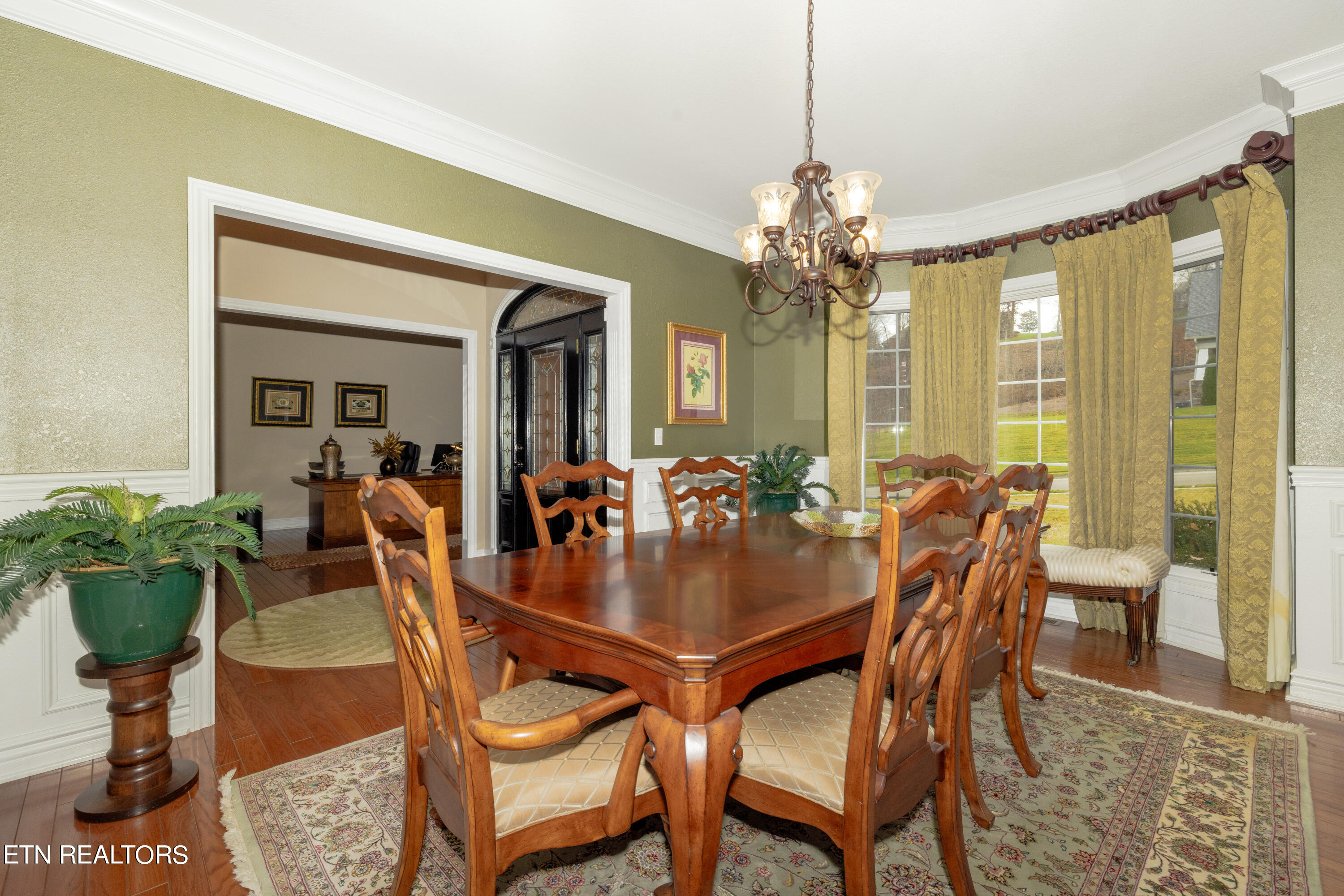 255 Wedgewood Drive