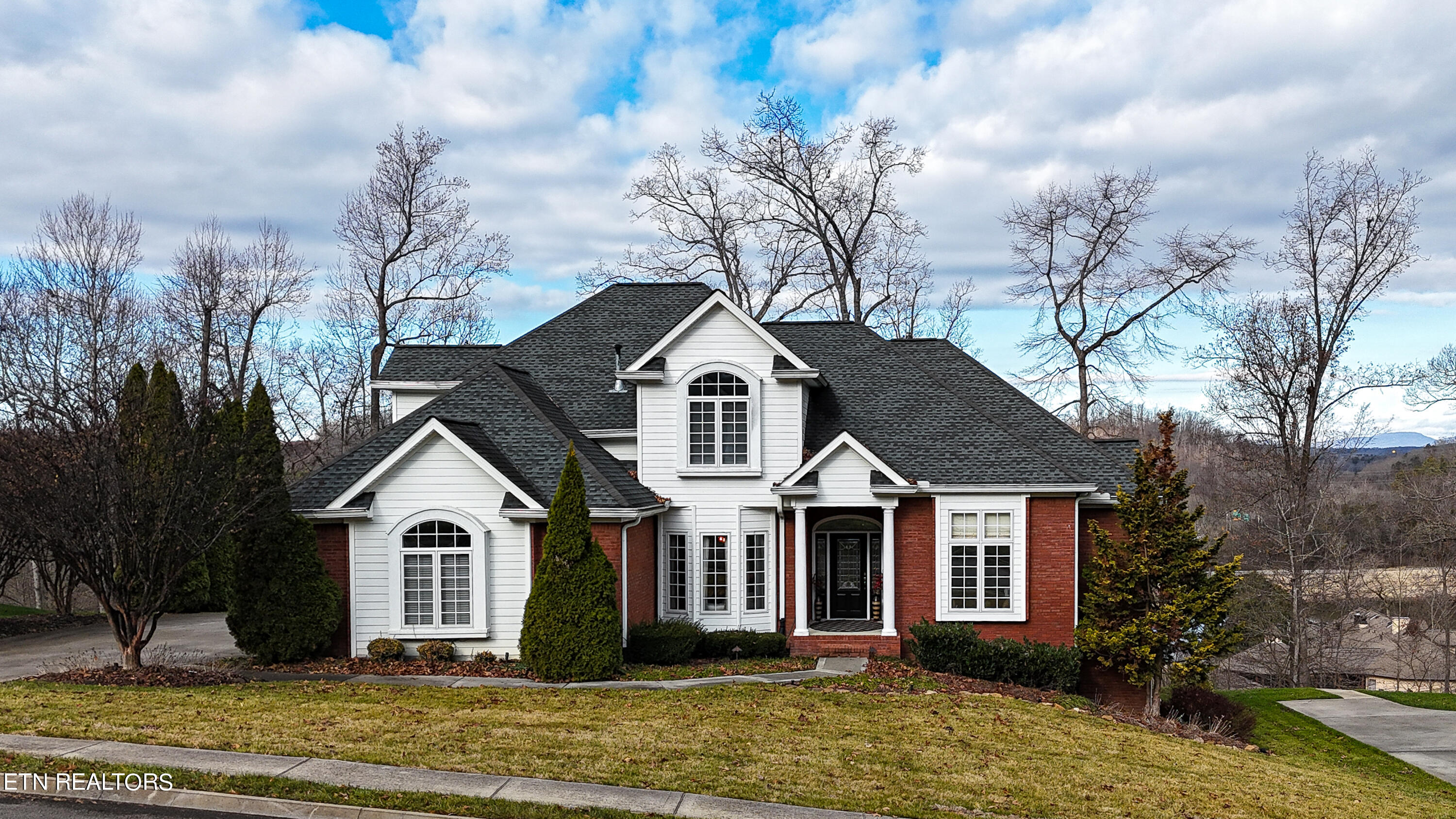 255 Wedgewood Drive