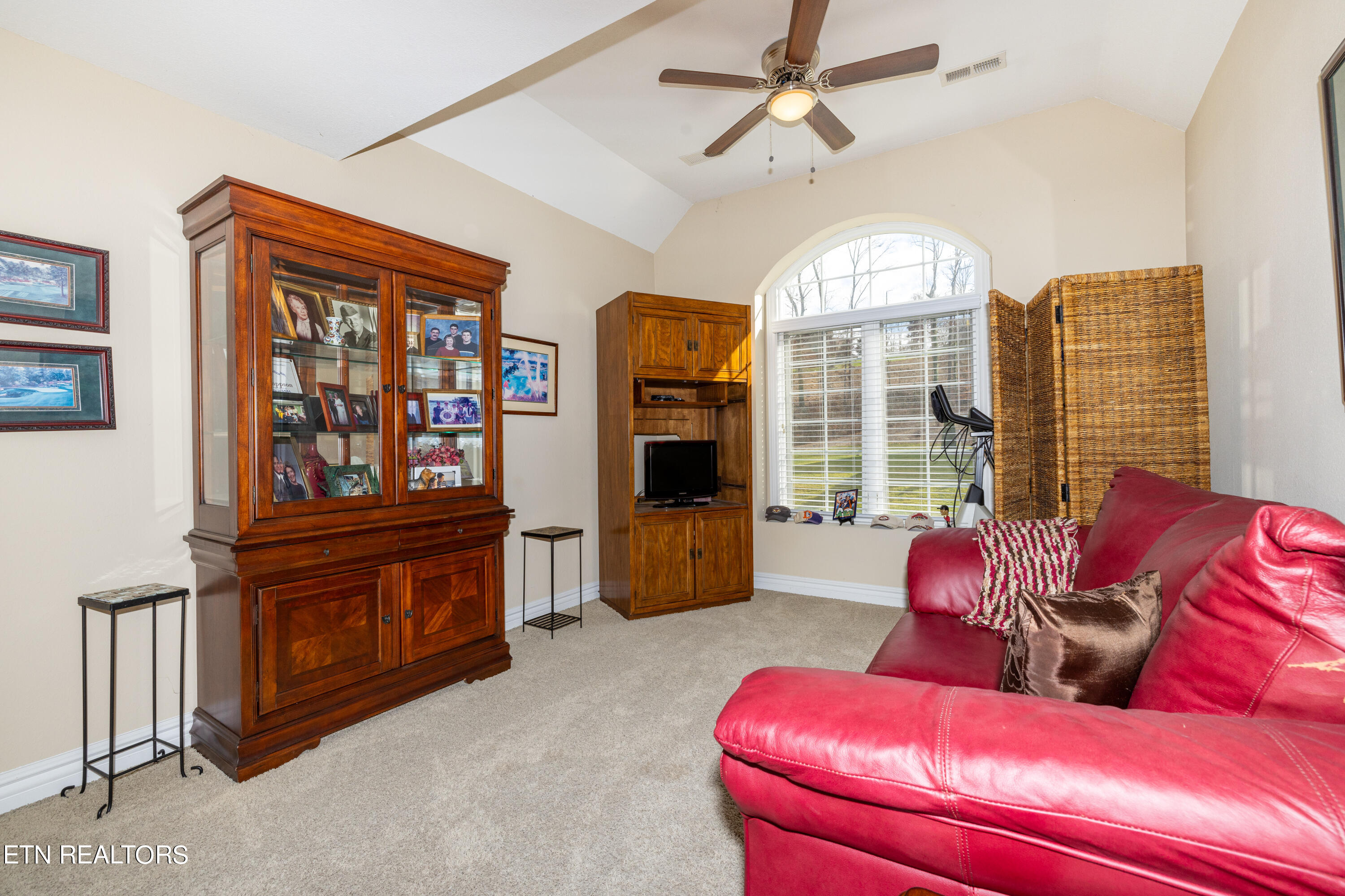 255 Wedgewood Drive