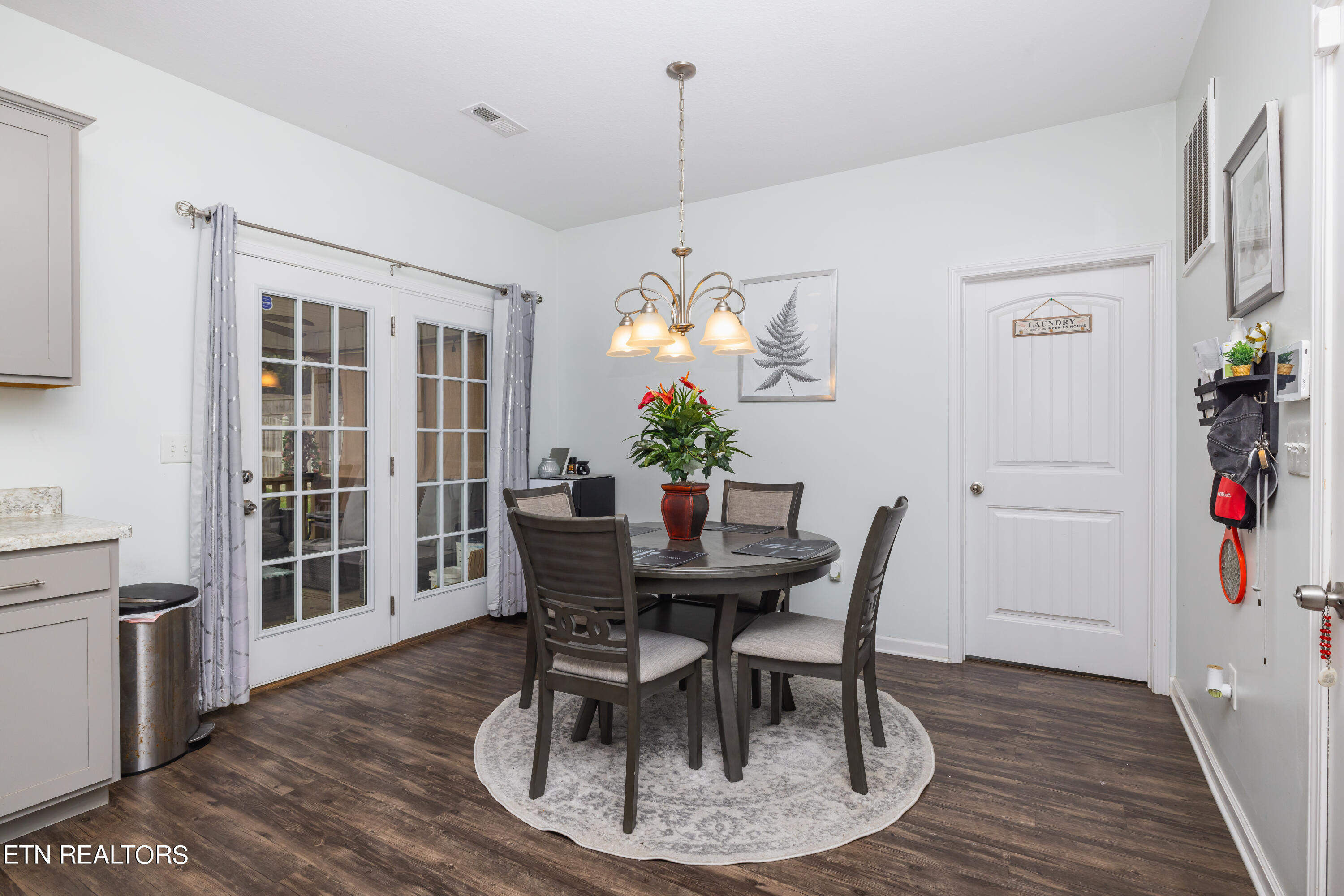 2323 Clover Vine Rd