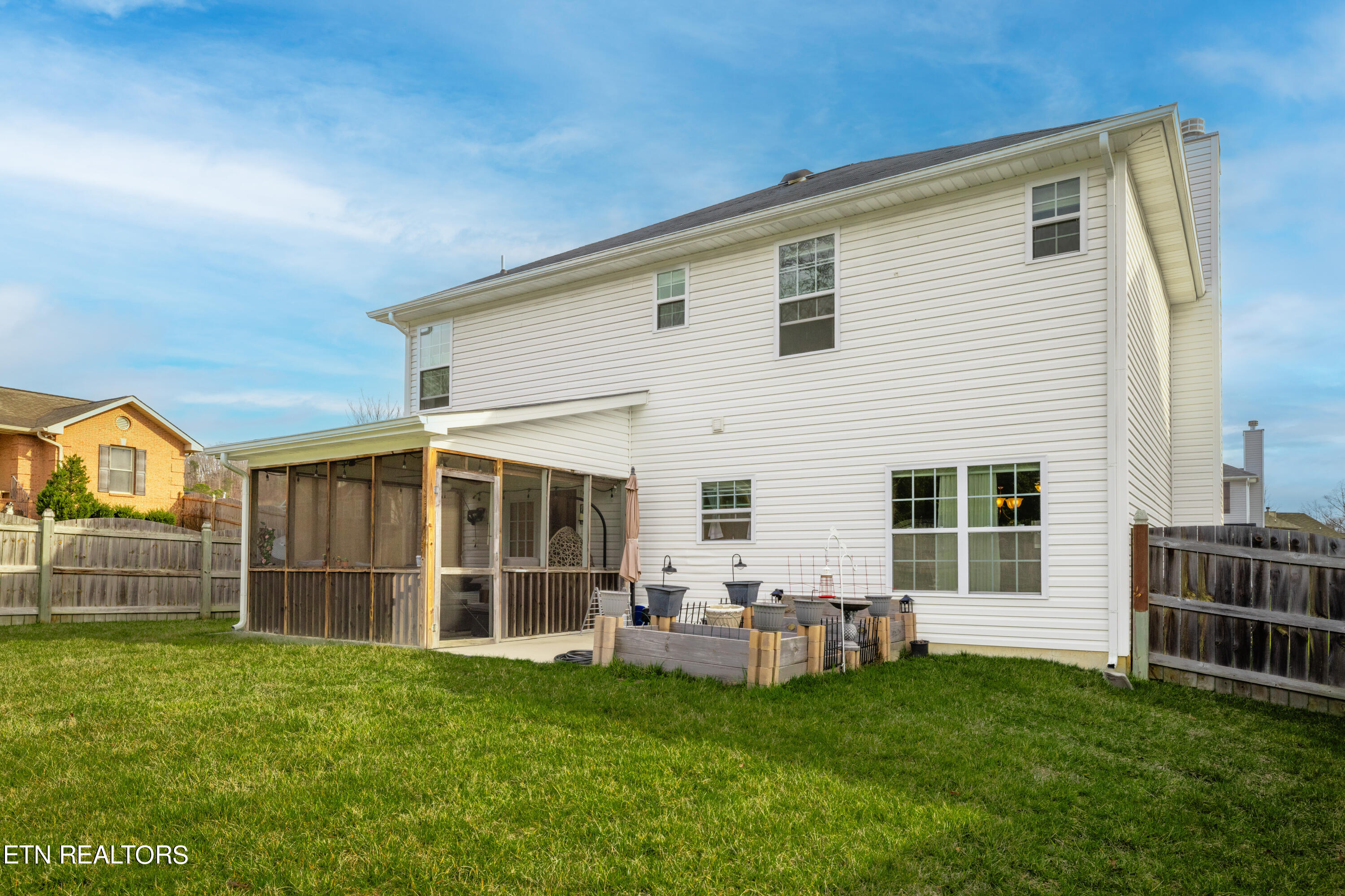 2323 Clover Vine Rd