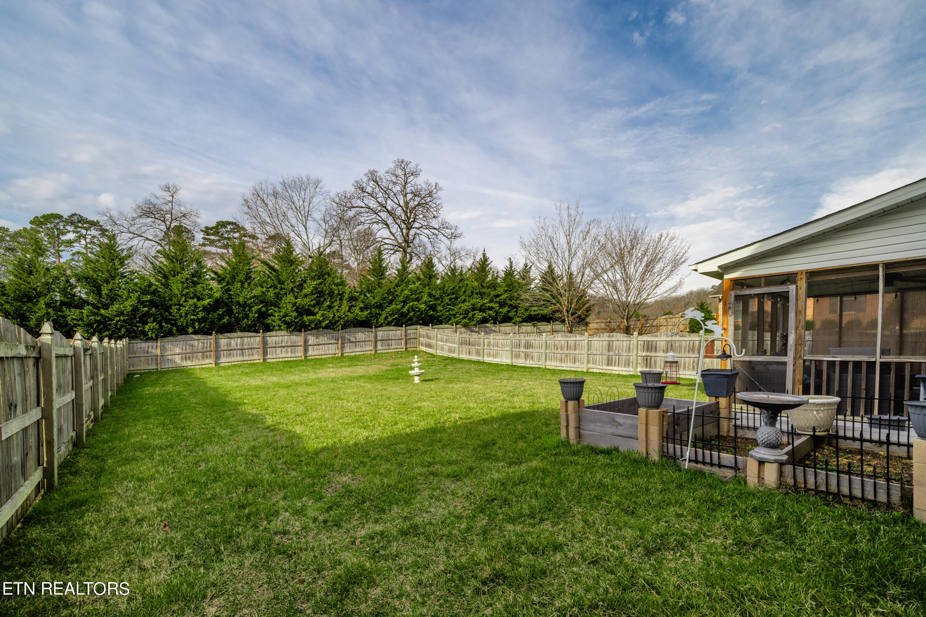 2323 Clover Vine Rd