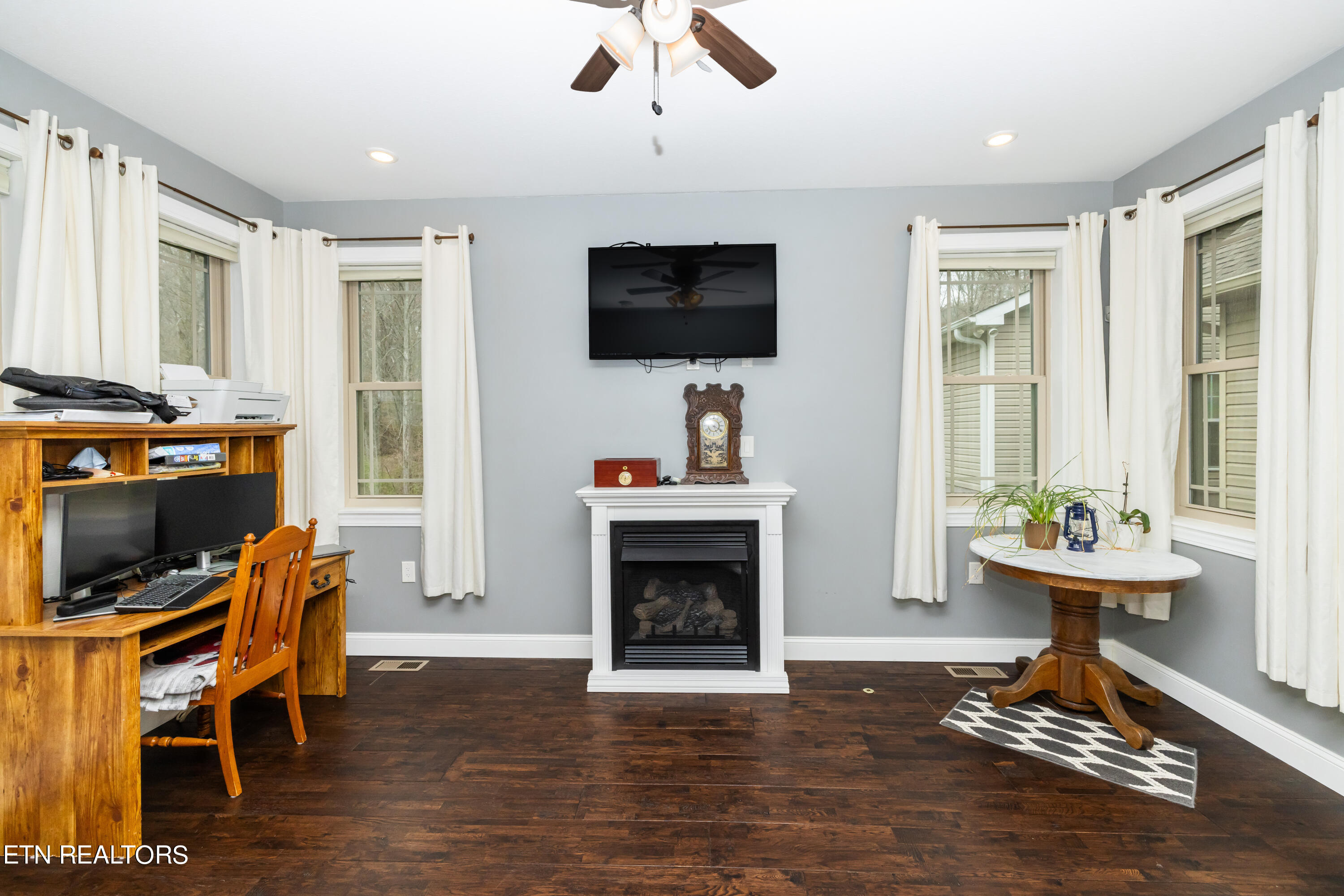 282 Bush Rd