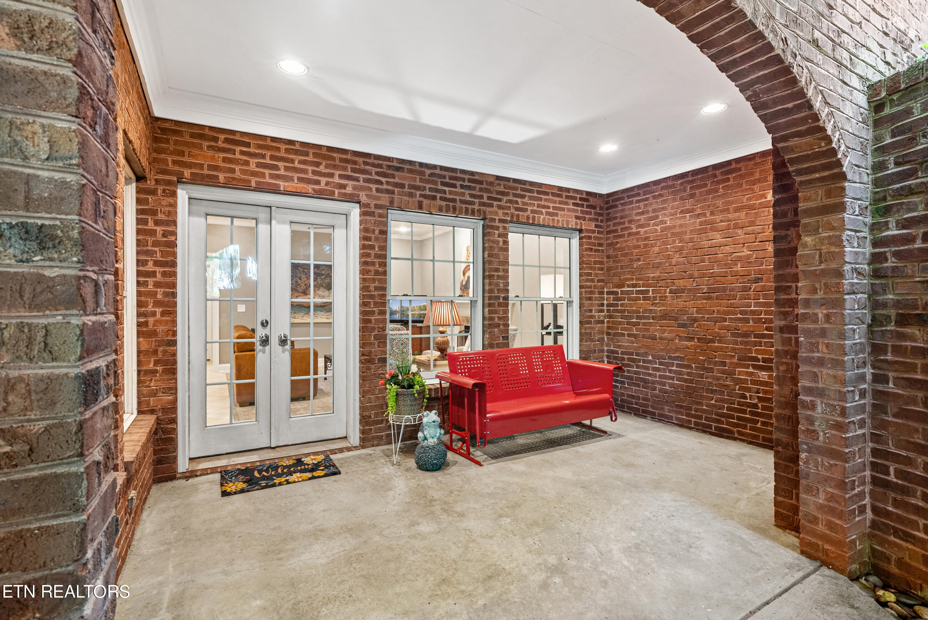 130 Ashford Lane