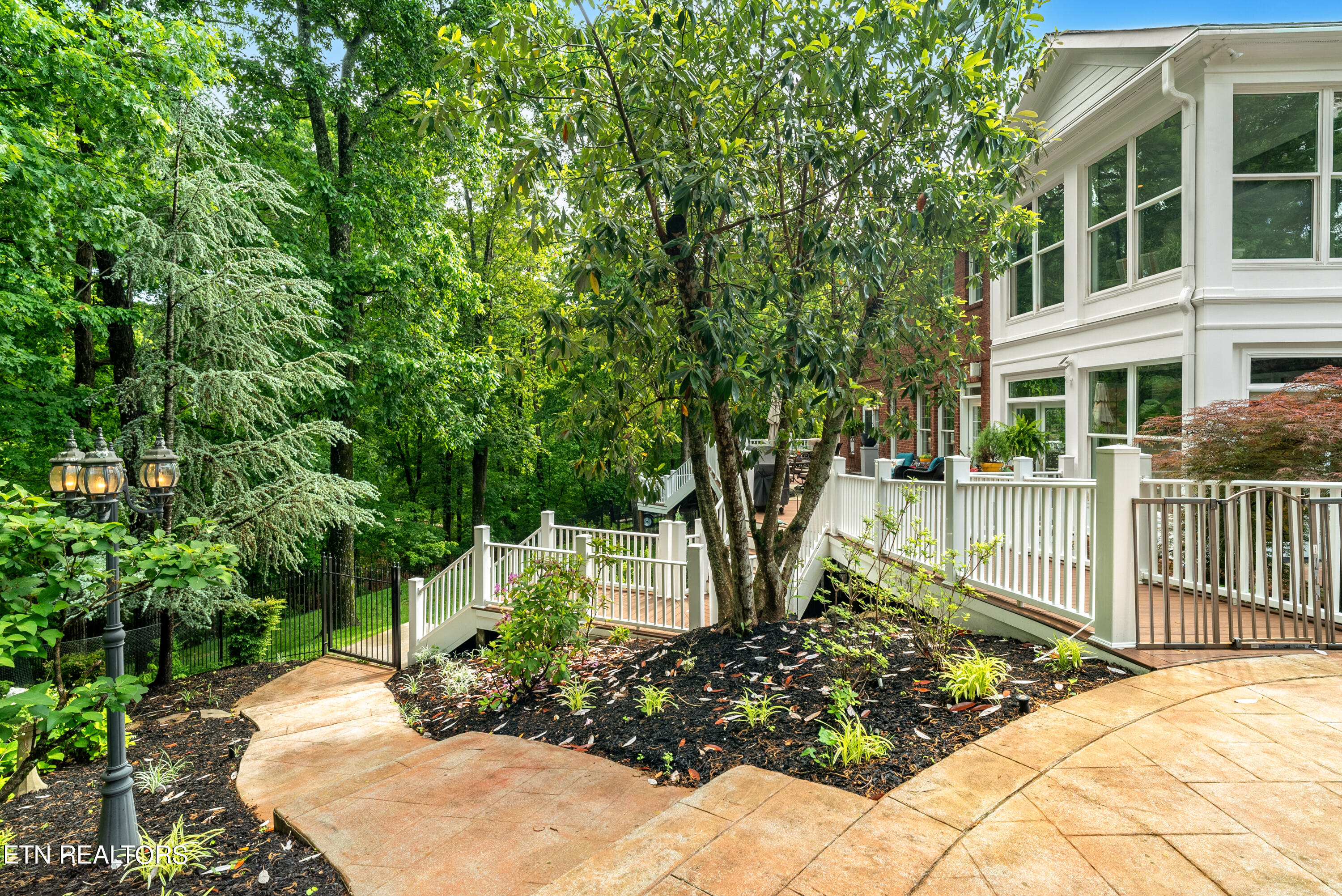 130 Ashford Lane