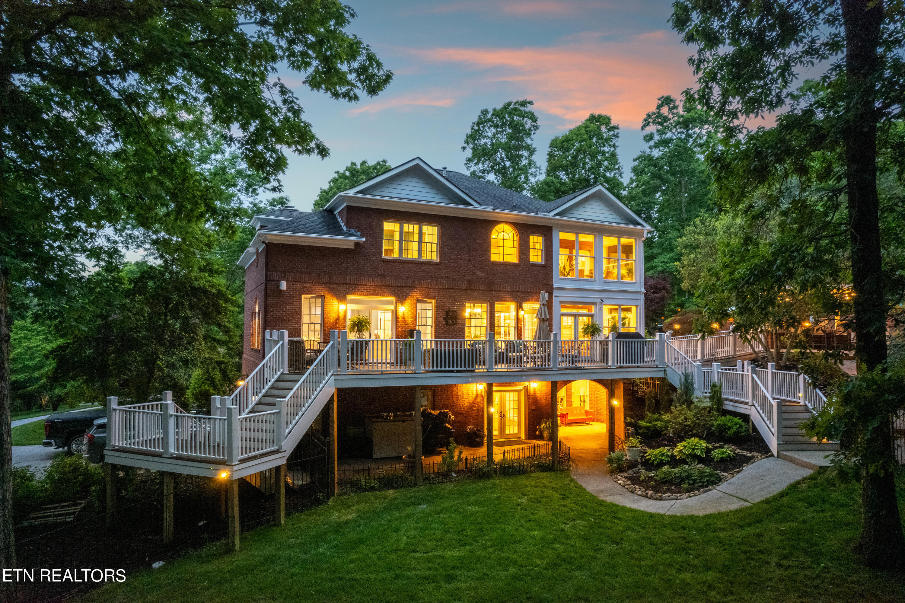 130 Ashford Lane