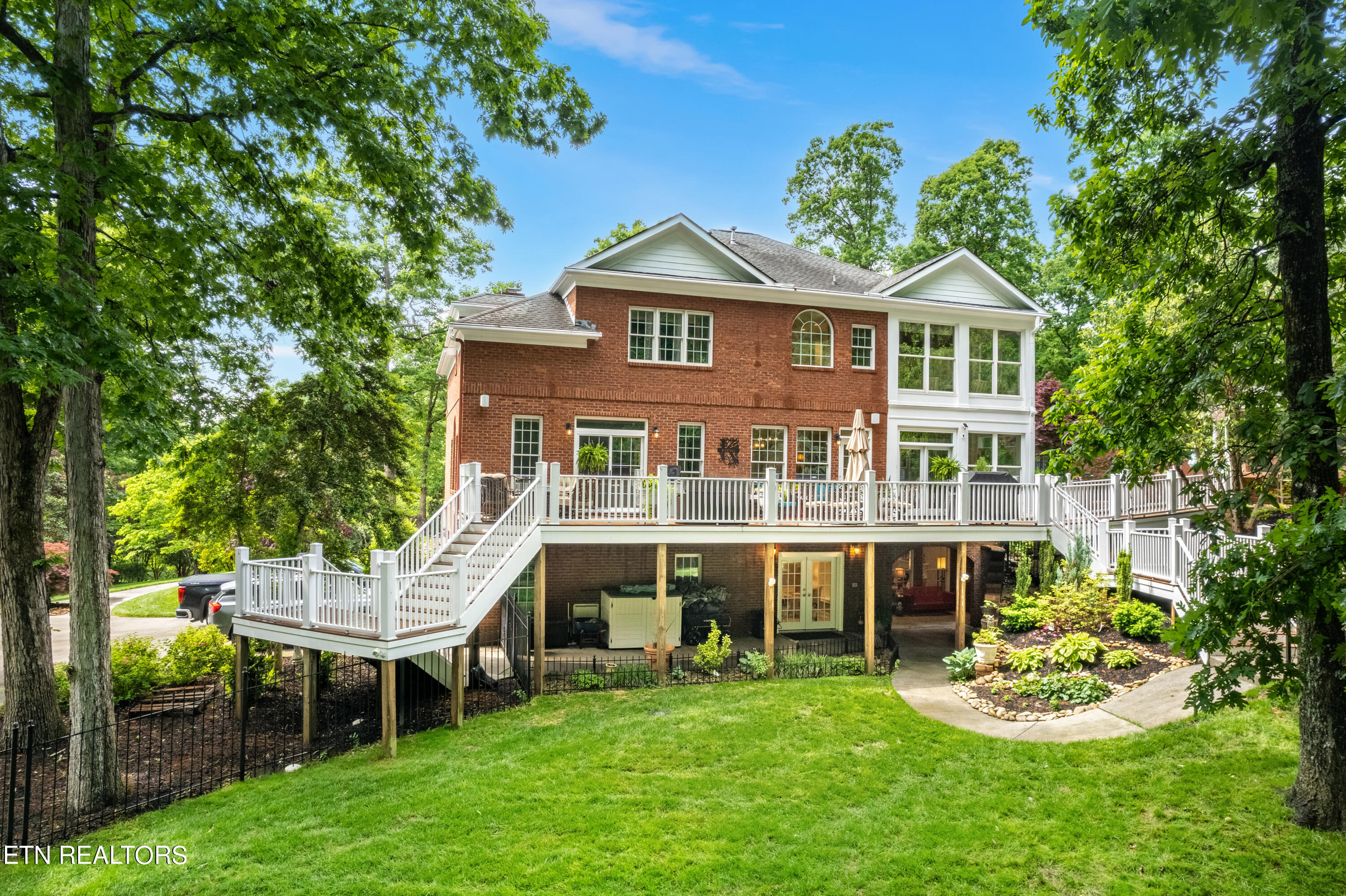 130 Ashford Lane