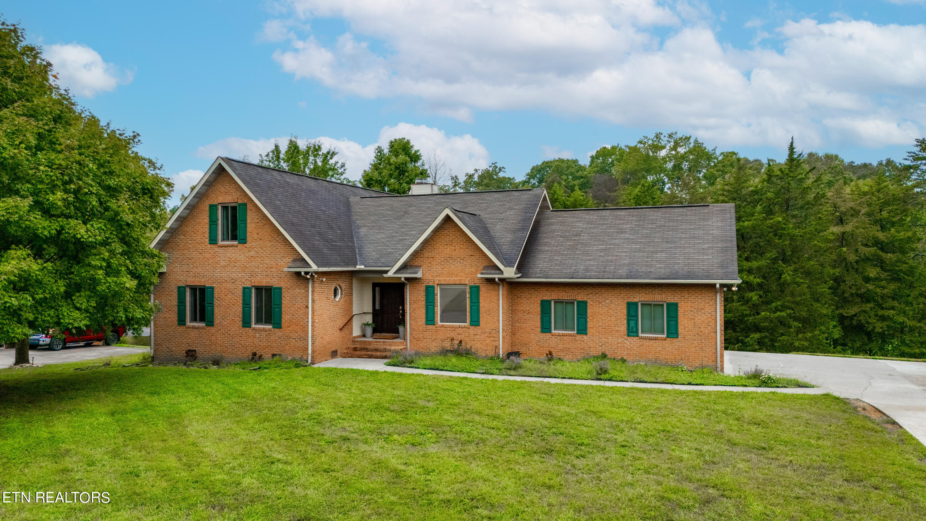 219 Twinleaf Lane