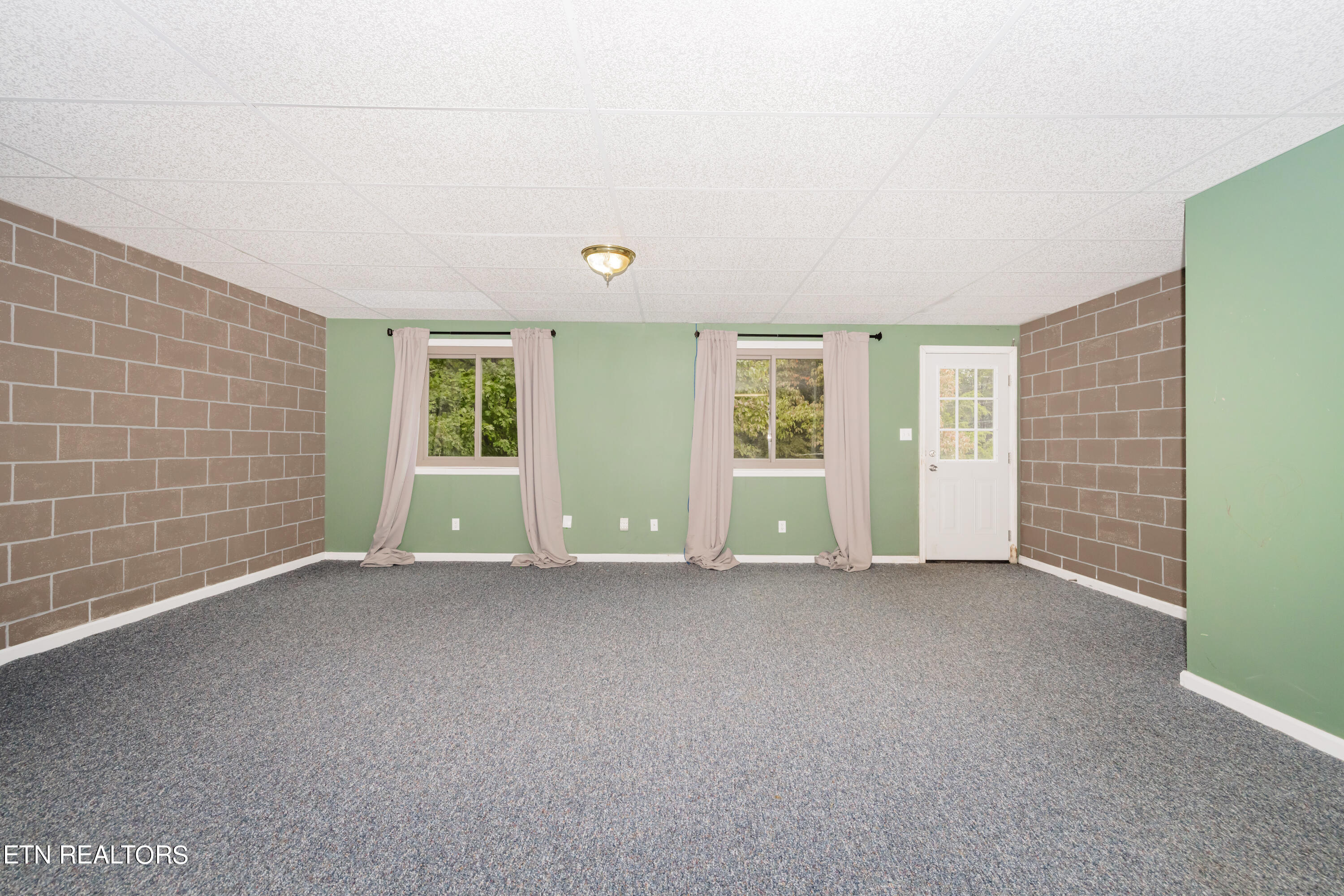 219 Twinleaf Lane