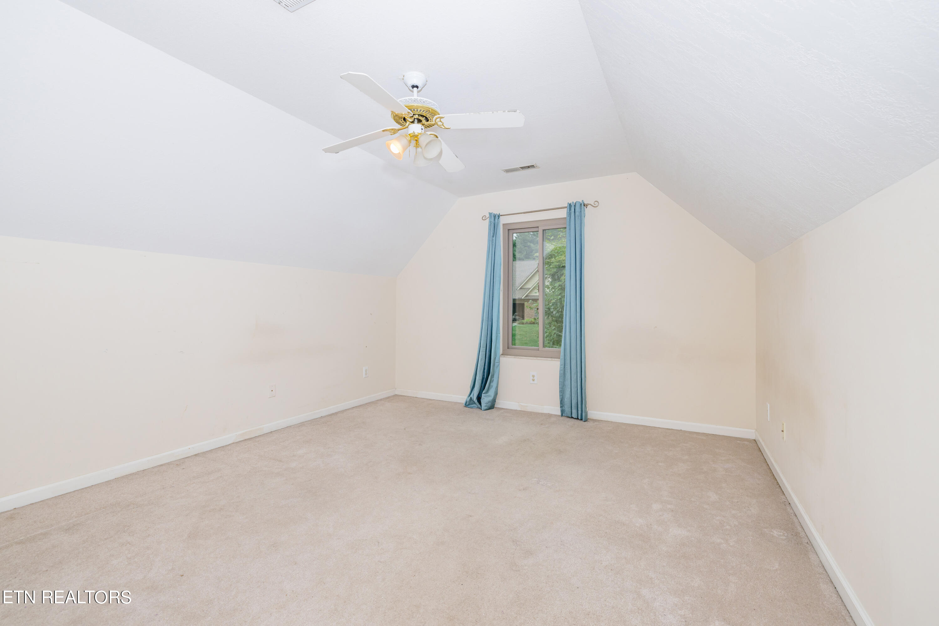 219 Twinleaf Lane