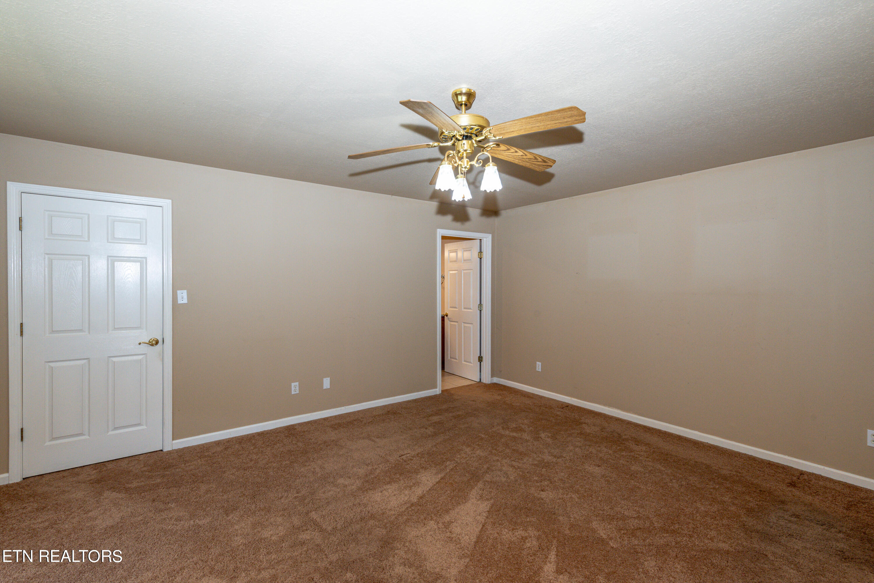 1414 Cheyenne Blvd