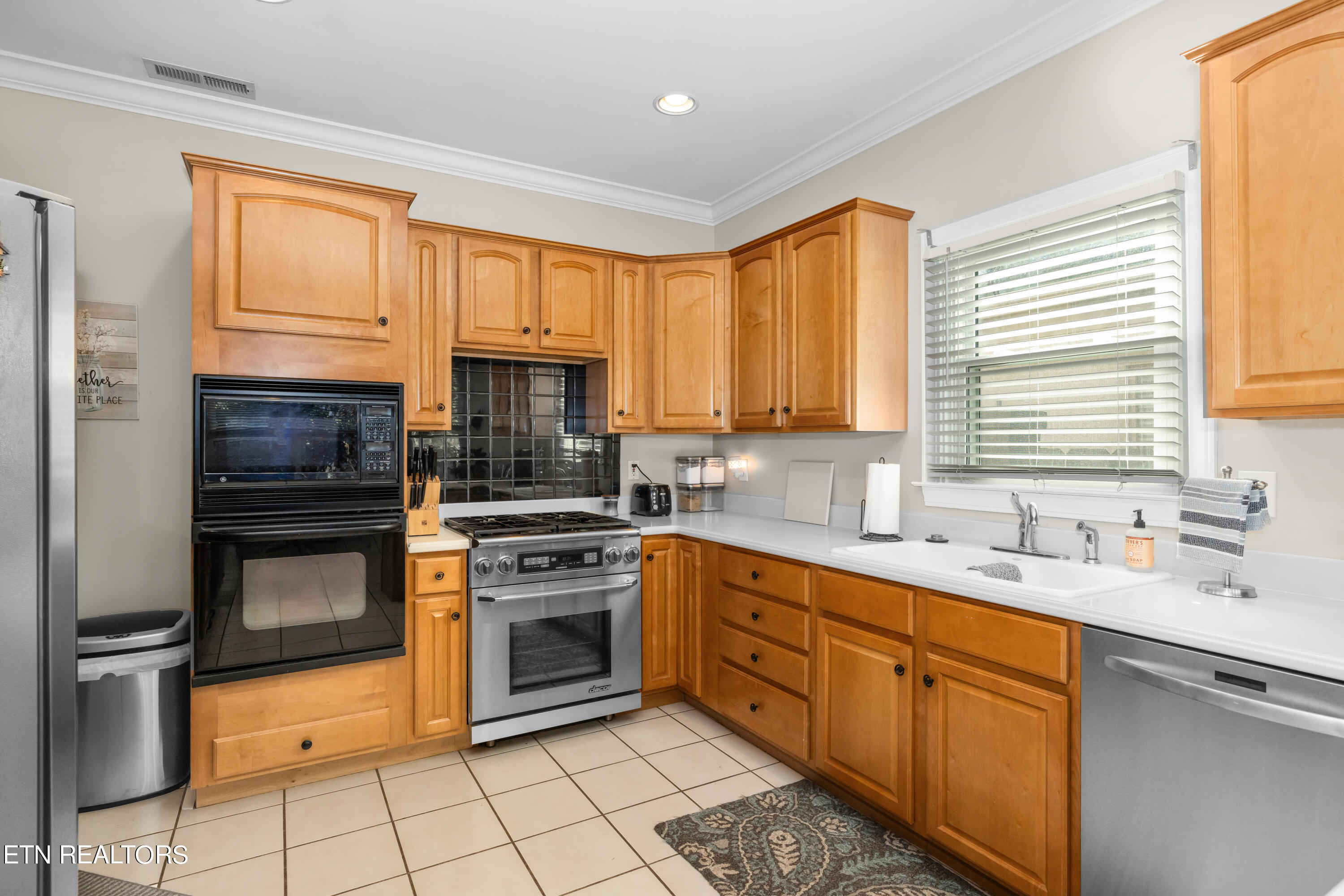 9932 Giverny Circle